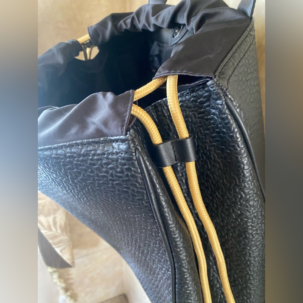 Versace Perfums Black Faux Leather Tote Bag Gold Accents Drawstring Magnetic Big - Picture 13 of 13